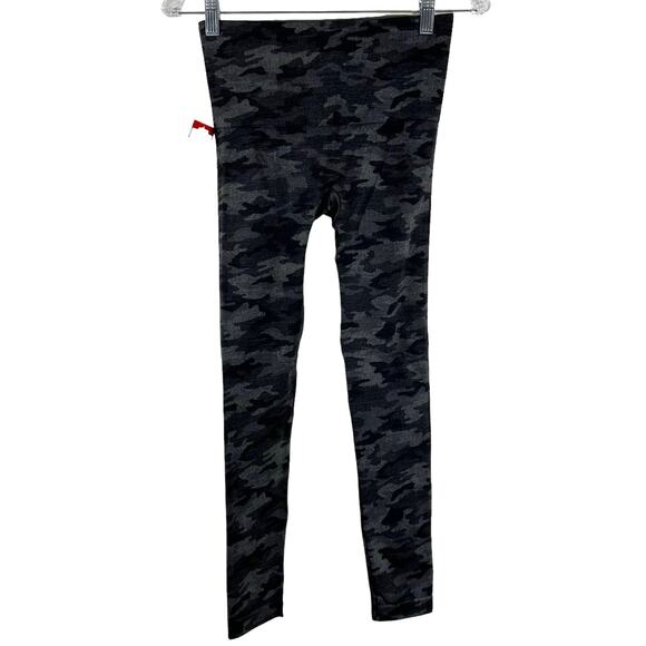Spanx Look at Me Now NWT Seamless Leggings FL3515 Black Camo Size M Shaping - Picture 3 of 10